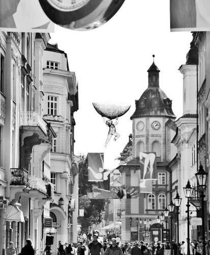 Plzeň (jako by ulici zdobil Dalí)